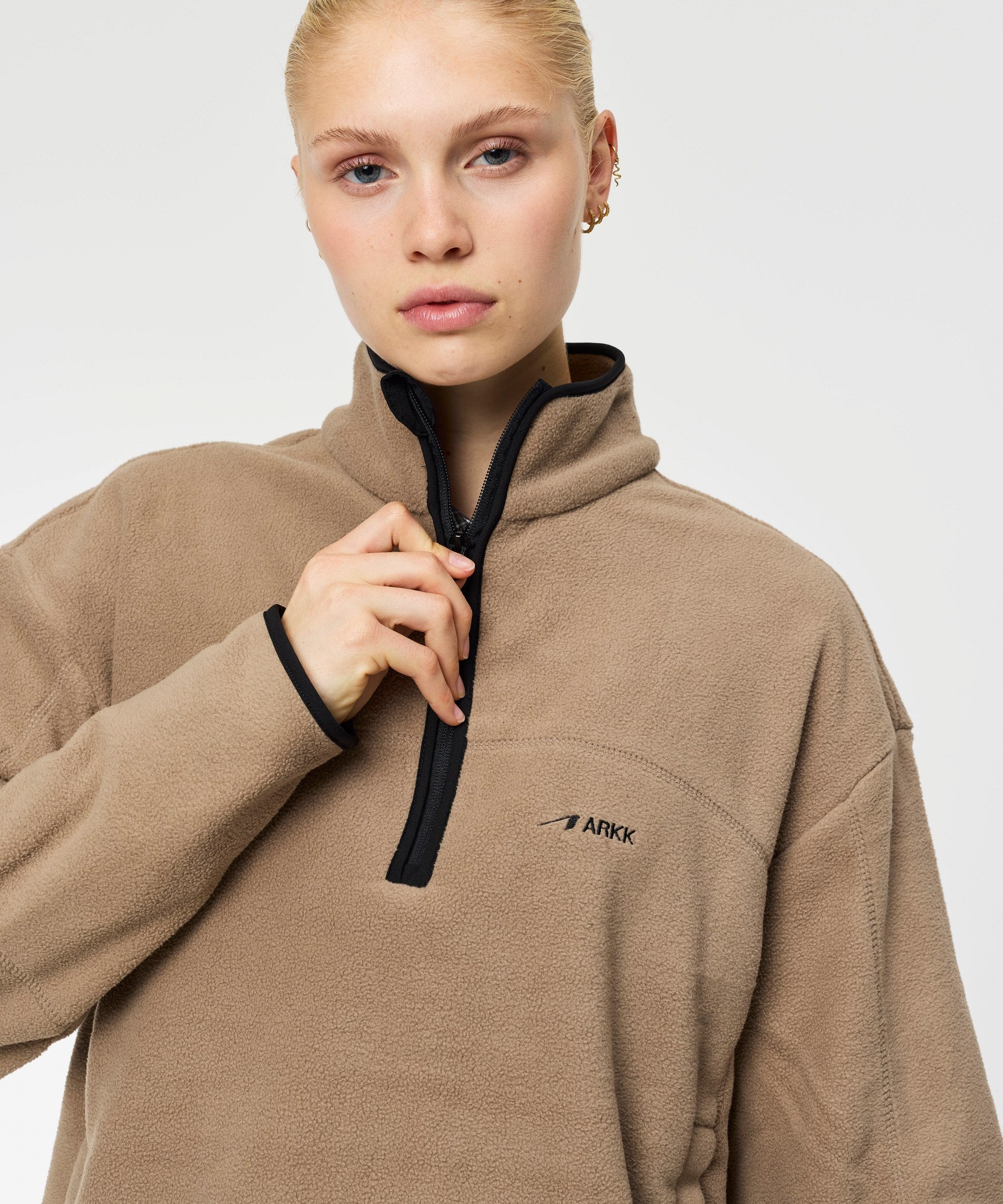 ARKK Apparel Elda Fleece Quarter Zip | Taupe Jacket